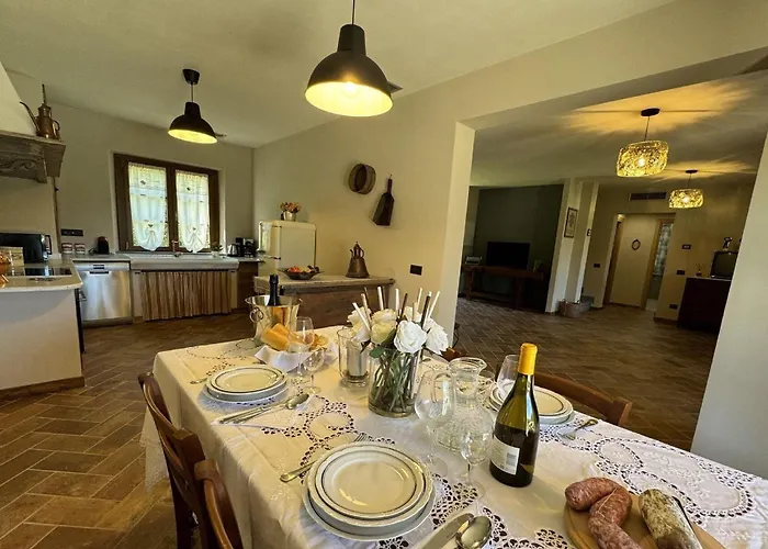 House In Tuscany Near Pisa & * Lucca
