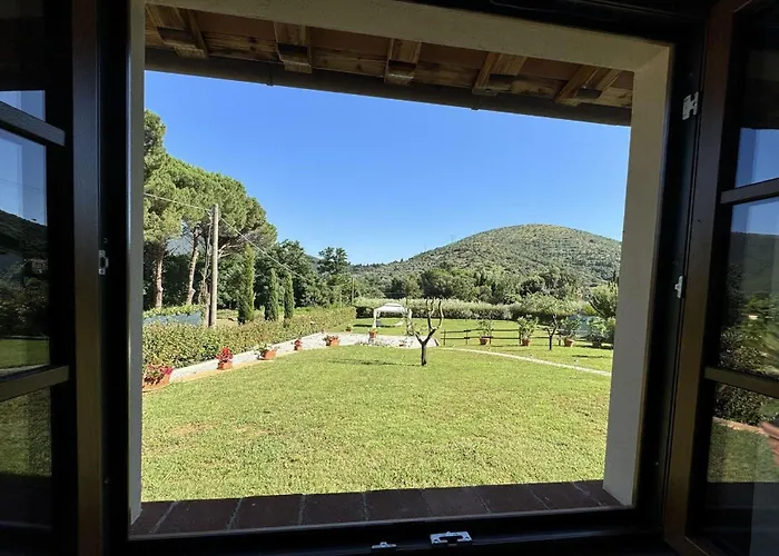 House In Tuscany Near Pisa & Lucca
