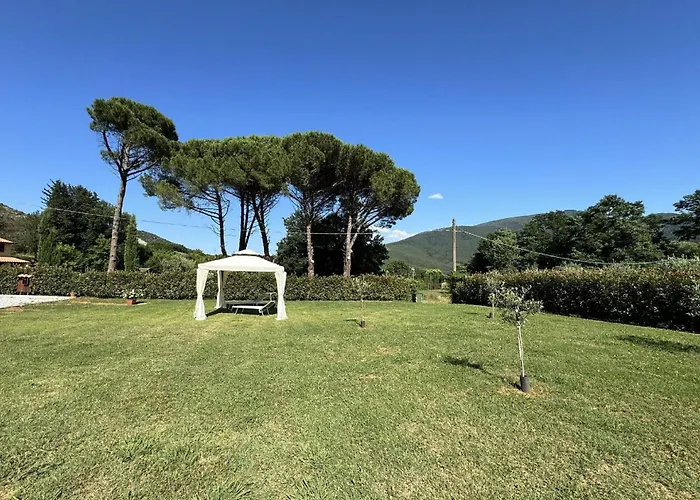 House In Tuscany Near Pisa & Villa *