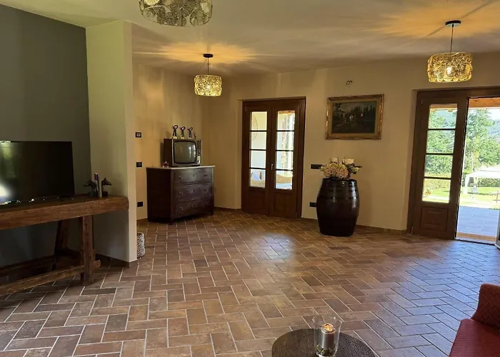 House In Tuscany Near Pisa & Villa Lucca