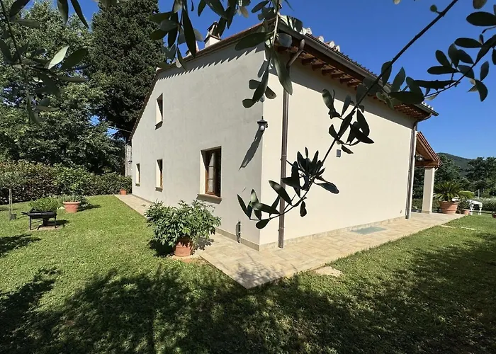 House In Tuscany Near Pisa & Villa Lucca